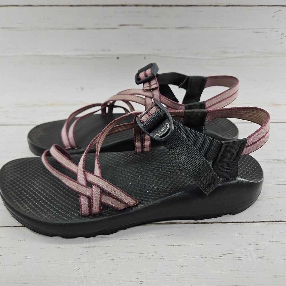Chaco Z Cloud Strappy Sport Sandal Outdoors Pink Womens Size 11 Adjustable‎